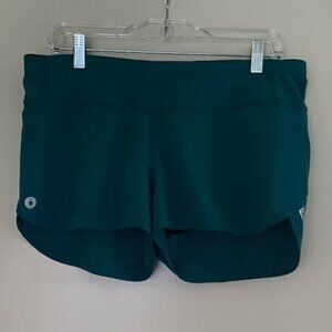 Women's Smartwool Running Shorts with Two Pockets, Size Medium